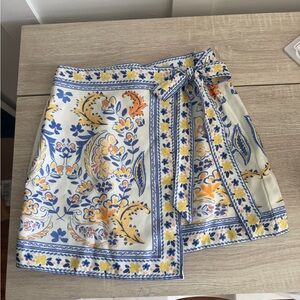 NEW SHEIN Floral Print wrap Mini Skirt - size S